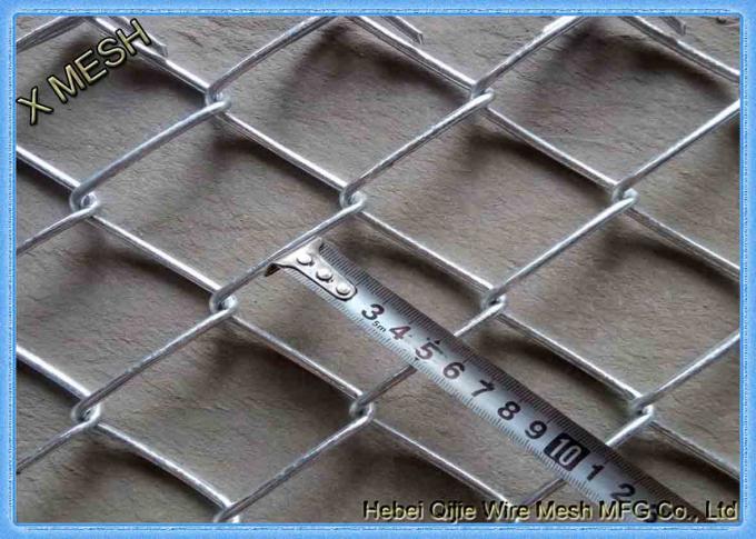 Ogrodzenie łańcuchowe ze stali aluminiowej stosowane jako ogrodzenie sportowe