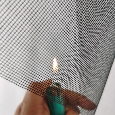 Siatka 18x16 powlekana PVC z włókna szklanego Tkanina z moskitierą Wysokiej jakości moskitiera z moskitierą