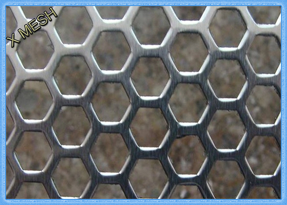 Anodowany sześciokątny perforowany arkusz aluminiowy / ekran o grubości 1,5 mm