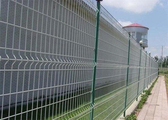 Pvc lub malowanie proszkowe Zakrzywione spawane metalowe ogrodzenie ogrodowe Iso9001 Przeszedł