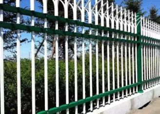 Najlepsza cena malowane proszkowo kwadratowe ogrodzenie z kutego żelaza