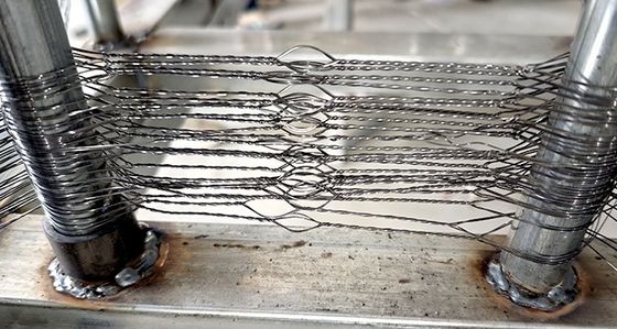 MZP Siatka Przeciwpancerna z Drutu Metalowego 10x10x1.4m Bariera Niskiej Widoczności