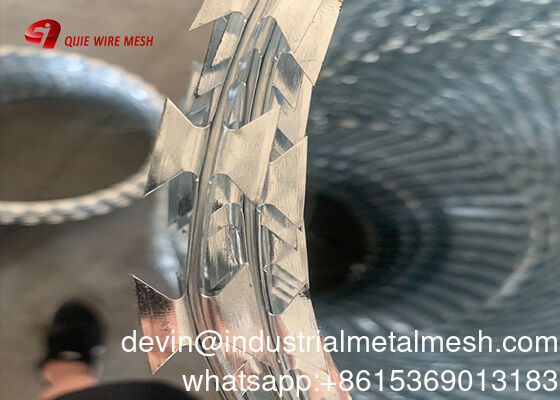 Siatka z drutu kolczastego z żyletkami spawana o otworze 75x150mm do panelu ogrodzeniowego