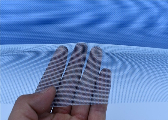 Niebiesko-biały niewidoczny polimerowy ekran na komary o szerokości 0,5-3 m