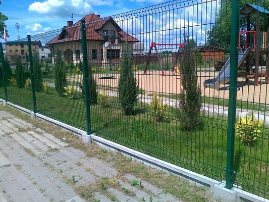 Ogród Bezpieczeństwa 0,4 mm Skrzywiony Metalowy Ogród 3D Włókna sieciowe Brzoskwiniowy Post