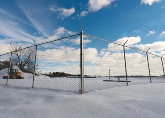 2.5mm-3.0mm Gorąco zanurzone galwanizowane ogrodzenie łańcuchowe 9 gauge