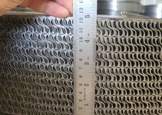 Perforowana metalowa siatka o grubości 1,2 mm Dziurkowana taśma metalowa do wykonywania klatek