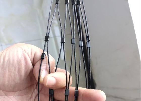 Niestandardowy typ tulei Inox 316 Siatka z liny stalowej Elastyczna siatka ze stali nierdzewnej Webnet X Tend Mesh