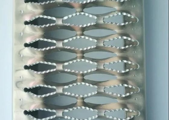 Antypoślizgowa płyta pomostowa z otworem w kształcie krokodyla/aluminiowa płyta bieżnikowa