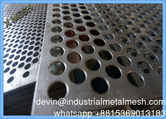 Dostosowywalny metal perforowany do unikalnych projektów artystycznych