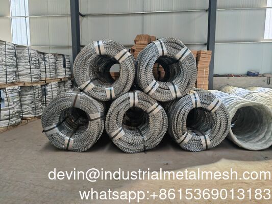 Rolka zgrzewanej siatki z drutu żyletkowego BTO-22 ze stali nierdzewnej