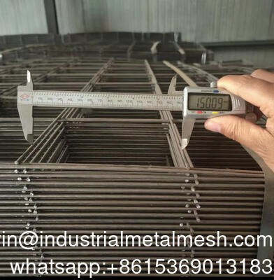 3.7mm Czarny zwojowy panel sieci drutowej 150mm*150mm Do budowy