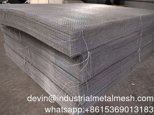 3.7mm Czarny zwojowy panel sieci drutowej 150mm*150mm Do budowy