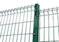 Zielone ogrodzenie z drutu spawanego powlekanego siatką / 3D zakrzywione ogrodzenie z siatki drucianej