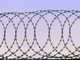 Typ krzyża i materiał z drutu żelaznego Oem Concertina Razor Wire Anti Rust 10 m/rolka