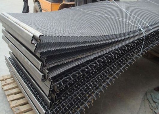 Siatka wibracyjna z karbowanej siatki z czarnego żelaza kwadratowego 1,5 m x 1,95 m