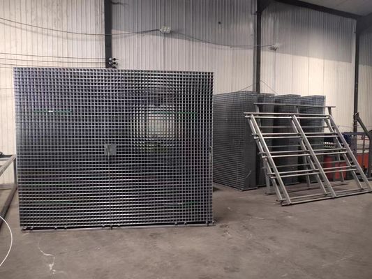 1m * 2m ocynkowane spawane panele z siatki drucianej Arkusz 10 X 10 Cm Wysokie wzmocnienie