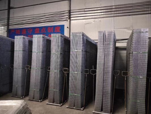 Elektryczne spawanie Rury zabezpieczające płytka betonowa sieć drutu