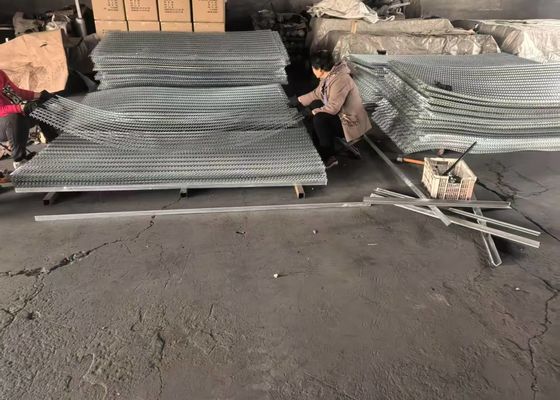 Gotycka siatka metalowa o grubości 1,6 mm 1,2 x 2,4 M