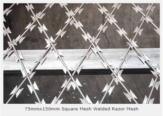 Srebrna ocynkowana spawana siatka druciana o grubości 3,2 mm Otwór 75x150mm